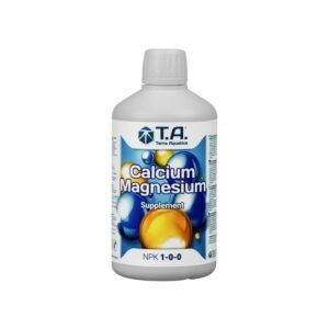 Botella de Calcium Magnesium Supplement Terra Aquatica, suplemento líquido concentrado de calcio y magnesio para prevenir deficiencias y fortalecer el crecimiento vegetal.