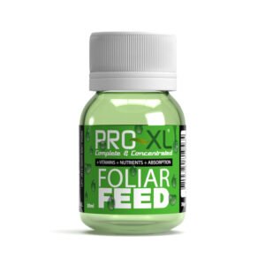 Botella de Foliar Feed PRO-XL 30ml concentrado, nutriente foliar que fortalece las hojas y mejora la absorción en plantas jóvenes o con raíces dañadas.